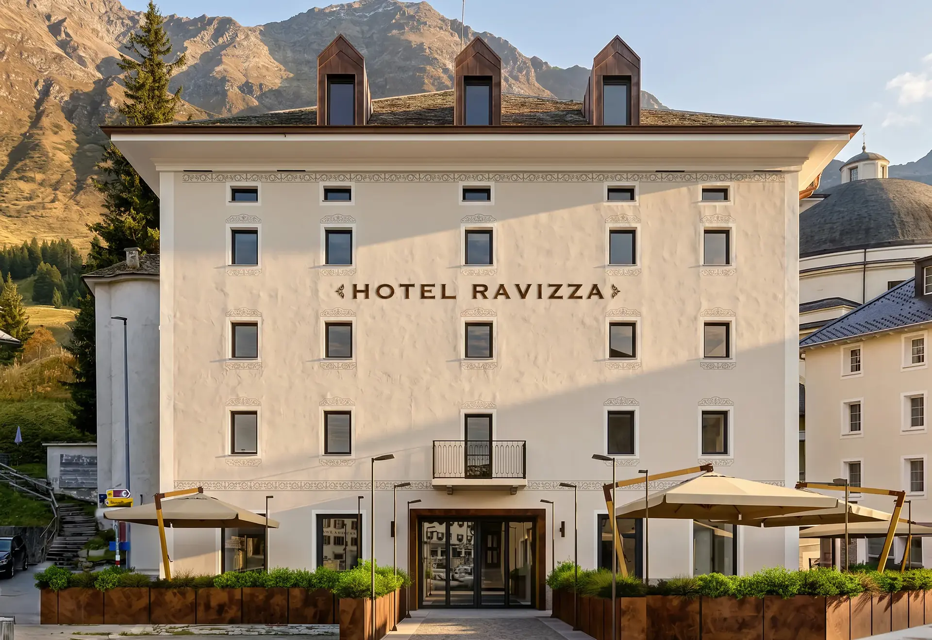 Hotel Ravizza in San Bernardino, design of the renewed façade