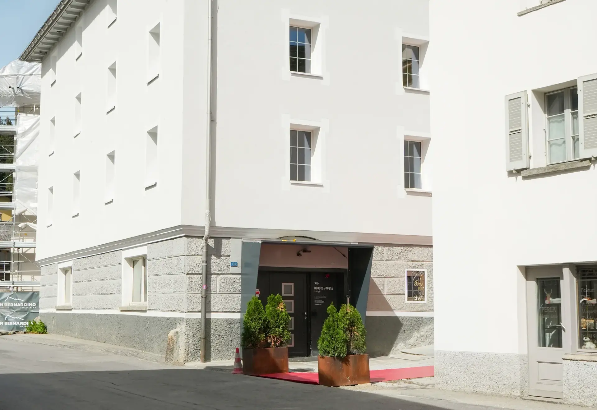 Entrance of Lodge Brocco e Posta in San Bernardino