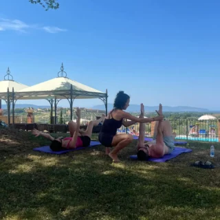 Yoga e benessere al Borgo Magliano Resort